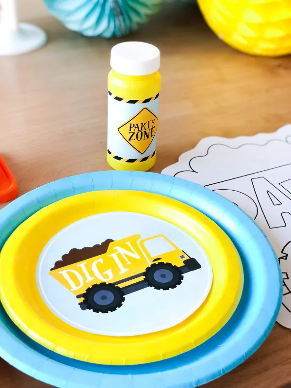 Boys Birthday Ideas | Plan a DIY construction party for little kids with these ideas and printable pack. #boys #birthdayideas #partyplanning