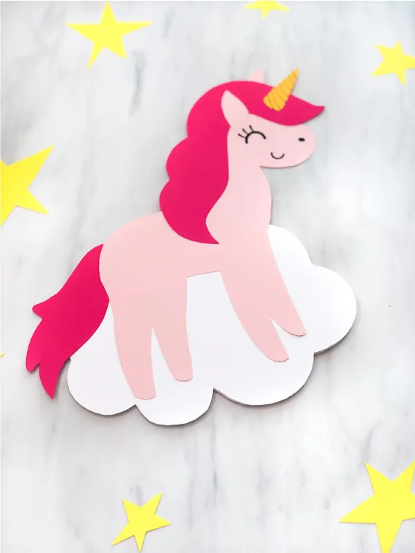 Unicorn Craft For Kids | Learn how to make this simple and cute unicorn card. It's perfect for Mother's Day or Valentine's Day. #children #kidscrafts #craftsforkids #kidsactivities #kidsactivity #ideasforkids #elementary #ece #earlychildhood #unicorncrafts #mothersday #mothersdaycrafts #mothersdaycards #preschool 