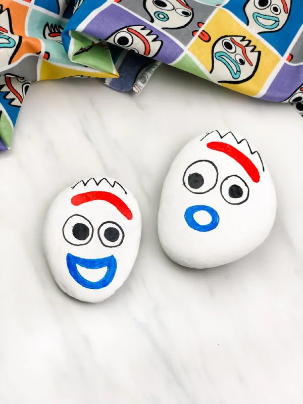 forky rock painting smiling and shocked 