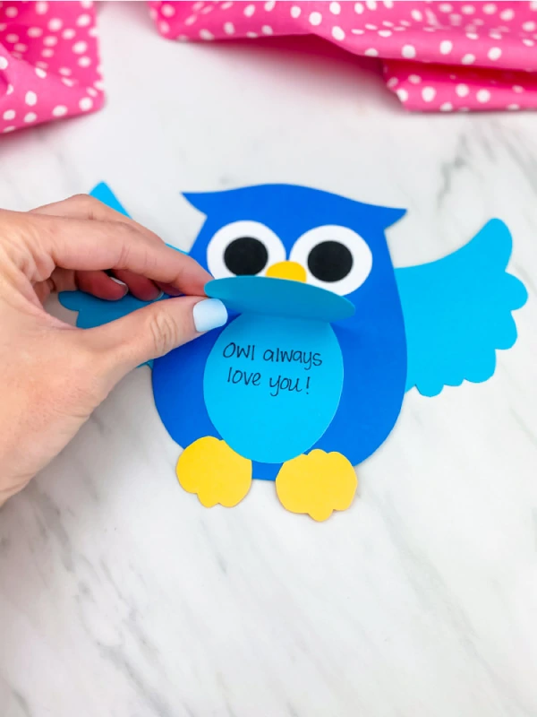 hand opening blue owl card craft 