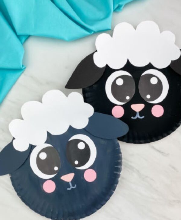 Featured image of two examples finished Sheep Paper Plate Craft