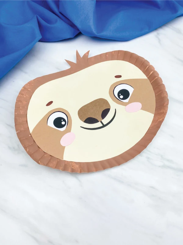 light brown paper plate sloth craft