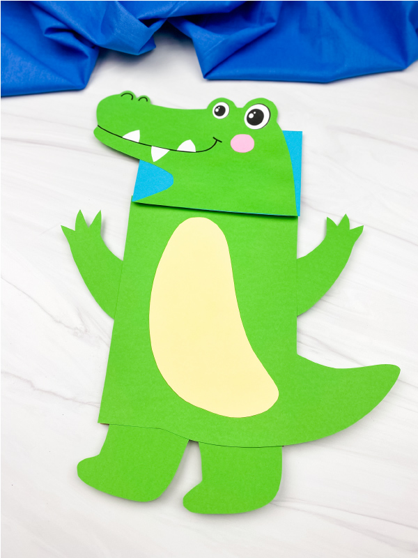 Alligator paper bag puppet craft