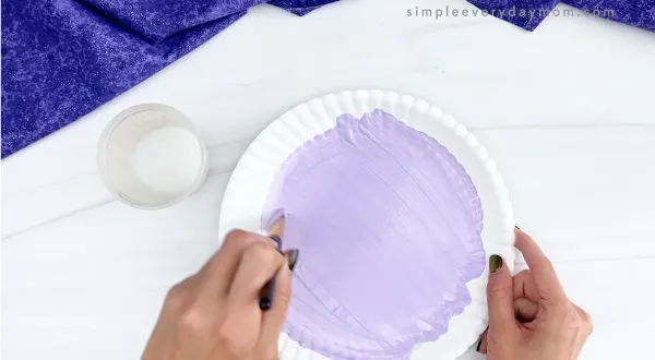 hand painting paper plate lavender