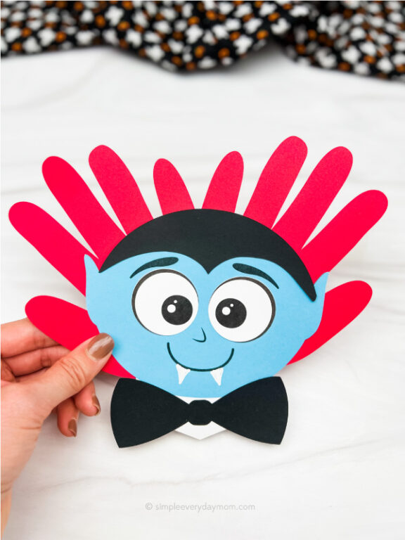 Handprint Vampire Craft For Kids [Free Template]