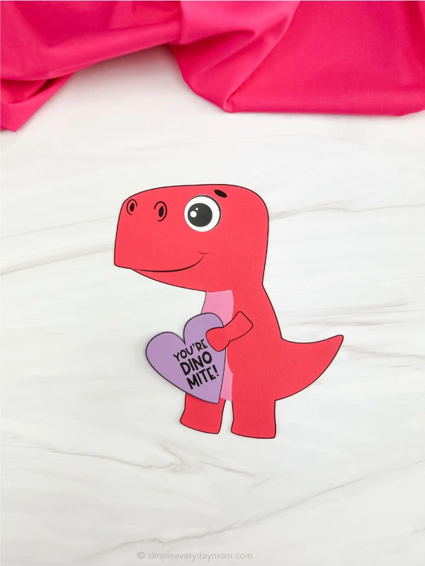 single example of finished dinosaur valentine craft