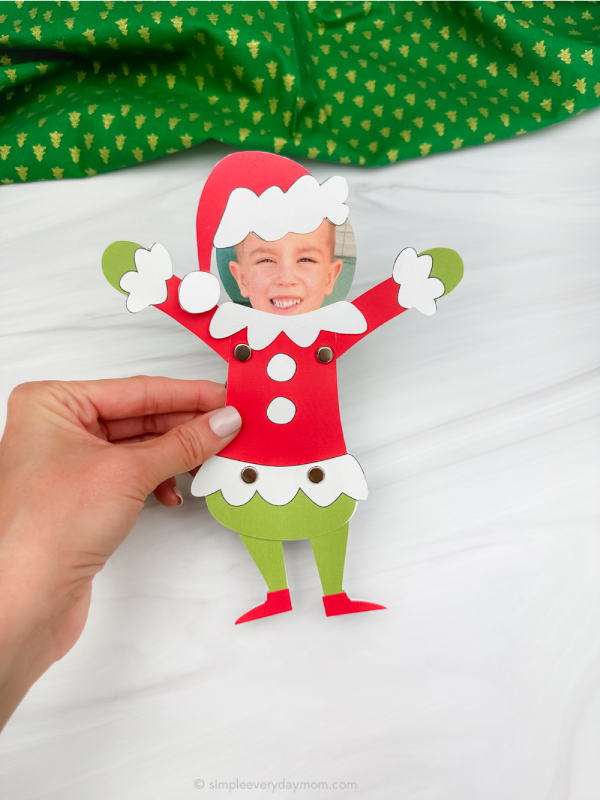 holding the grinch photocraft male version