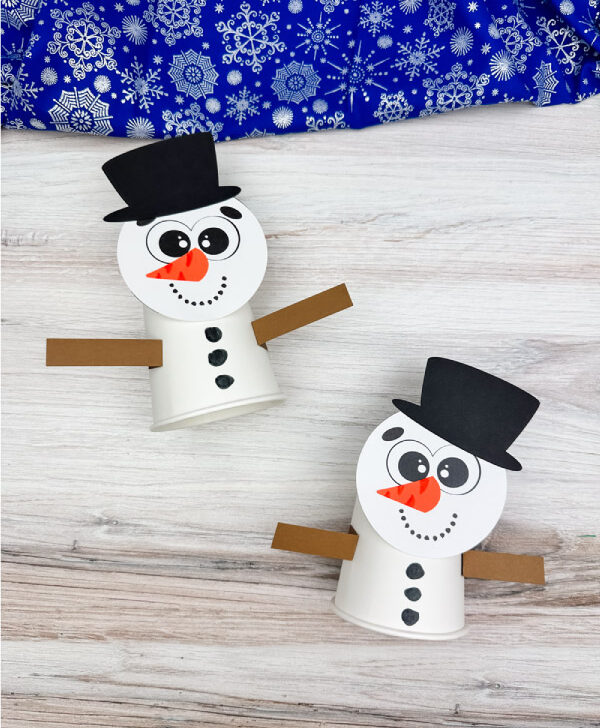 doble photo of snowman paper cup craft