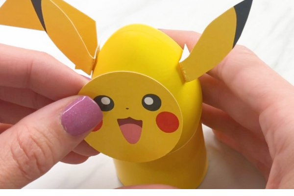 attaching the face of pokemon easter egg