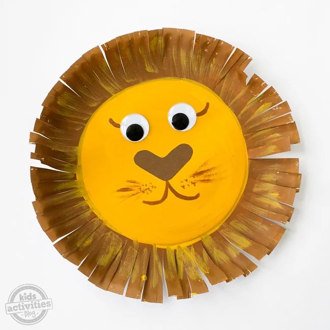 Paper Plate Lion