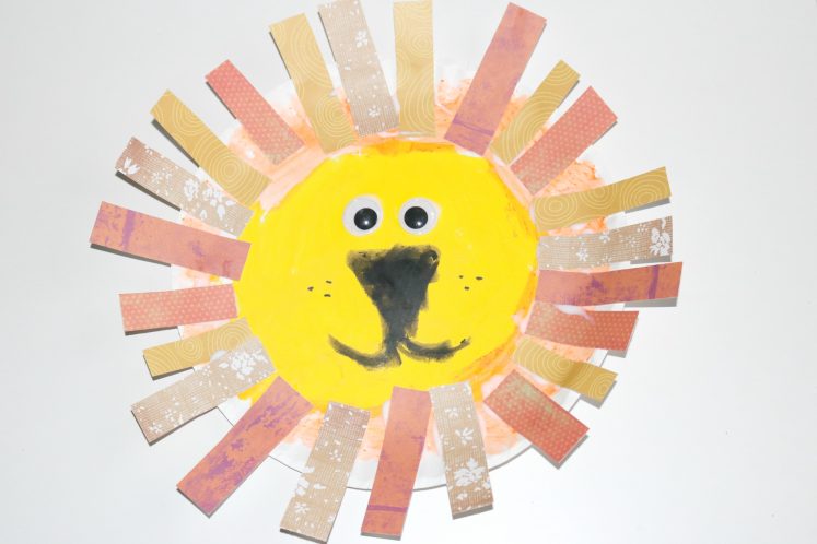 Paper Plate Safari Lion