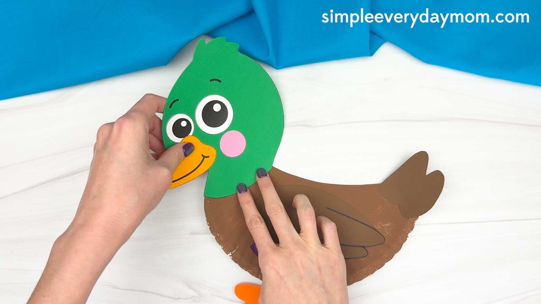 Duck Paper Plate Craft for Kids [Free Printable Template]